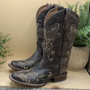 Circle G Embroidered Dragonfly Women's Size 8 Comboy Square Toe Boots